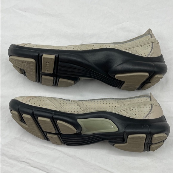 NEW! Clark’s Privo P-Berry Perforated Leather Loafers. 5M. - Picture 10 of 11